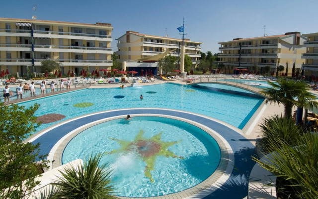 Aparthotel Planetarium Resort