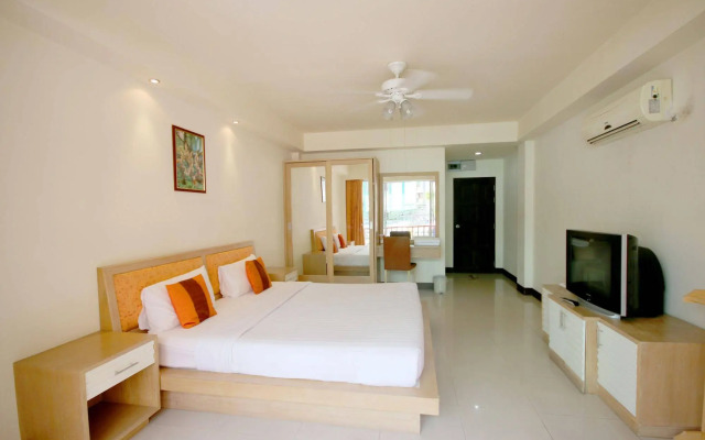 Orange Hotel