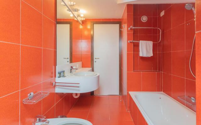 La Mansarda in Como With 3 Bedrooms and 2 Bathrooms