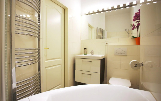 7th Heaven Vienna Center Apartments