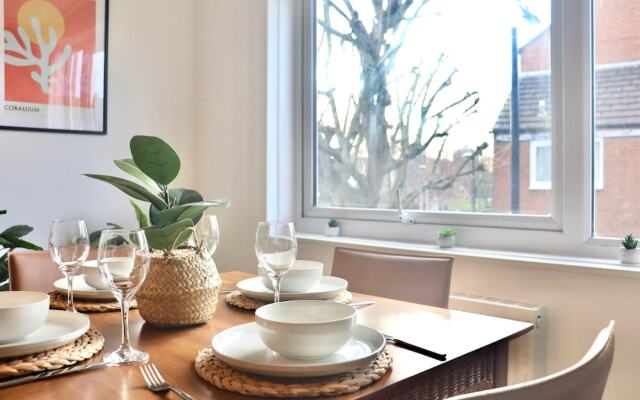 Stunning 1 Bedroom Apartment in Central London
