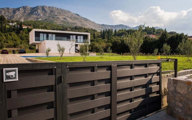 Villa Primavera with Swimming Pool