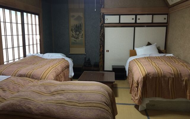 Hakuba West Coast Inn Villa