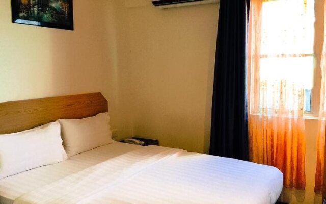 OYO 89945 Marine Bay Hotel