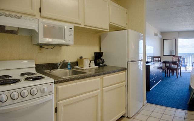 SeaLoft Oceanfront Hotel