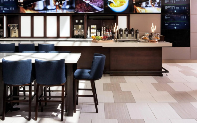 Sheraton Bloomington Hotel