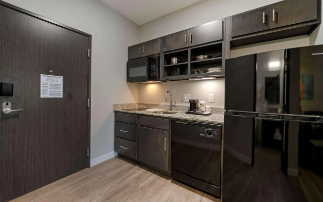 MainStay Suites Cincinnati University - Uptown