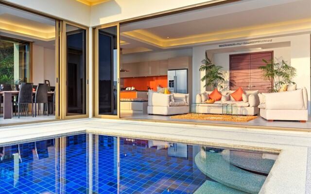 "hilltop Wow 4br Seaview Pool Villa at Naithon Beach"