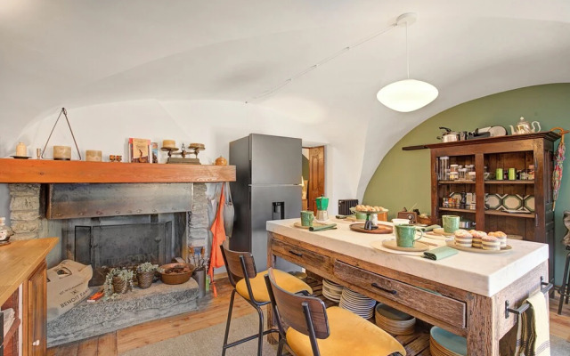 La Baita 1800 Ski In Ski Out