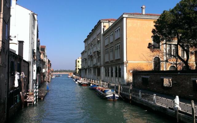 La Gondola Canal View