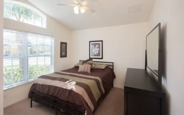 Veranda Palms 4458