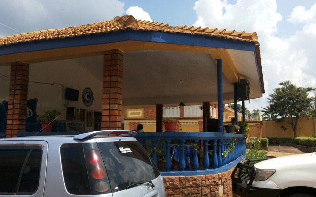 Enro Hotel