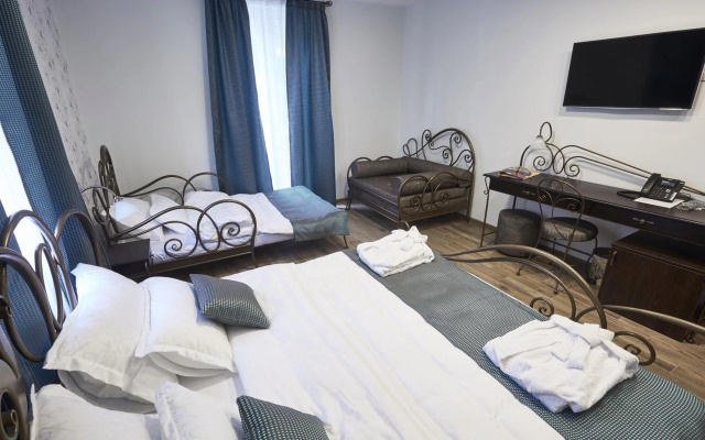Garni Hotel Dum