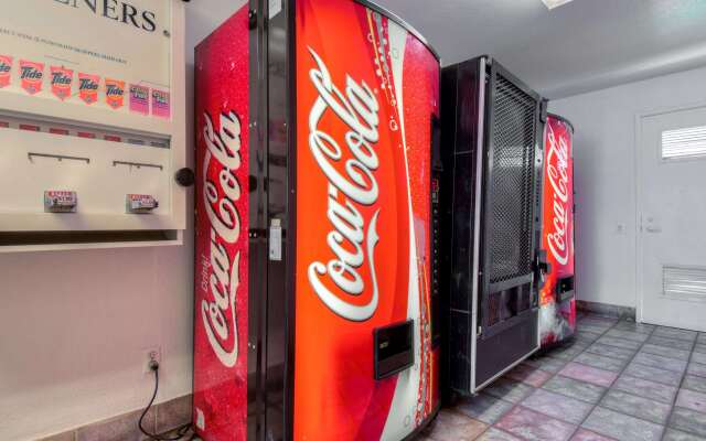 Motel 6 San Dimas, CA - Los Angeles