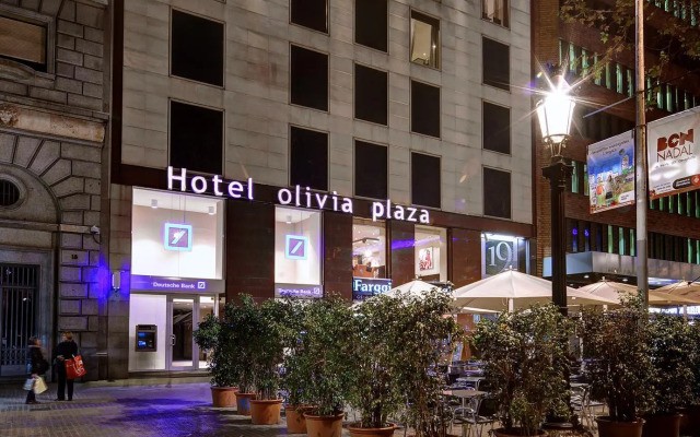 Olivia Plaza Hotel