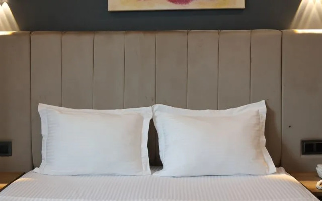 Home Plus Hotel