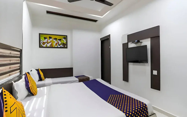 Hotel Atithi - Opposite Shreeji Hospital