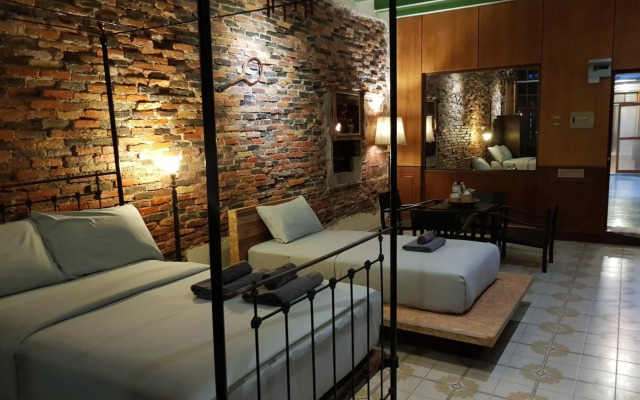 The Roo Classic Hometel