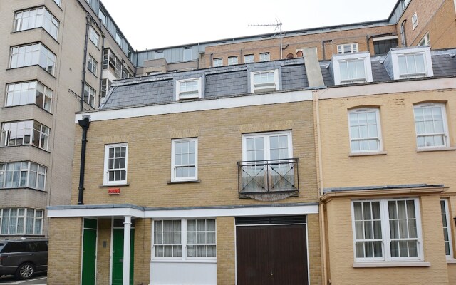 William Mews Townhouse