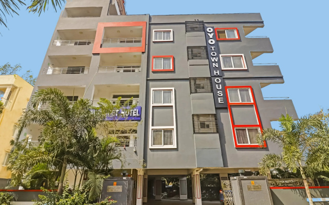 Townhouse Hotel White Orchid Inn