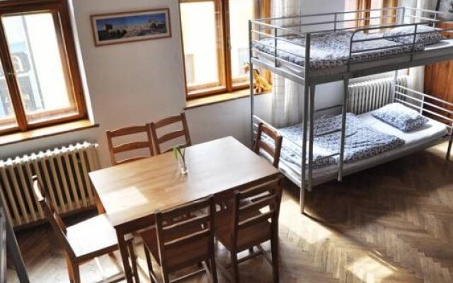 Cafe Hostel