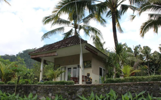 Pondok Tepi Sungai