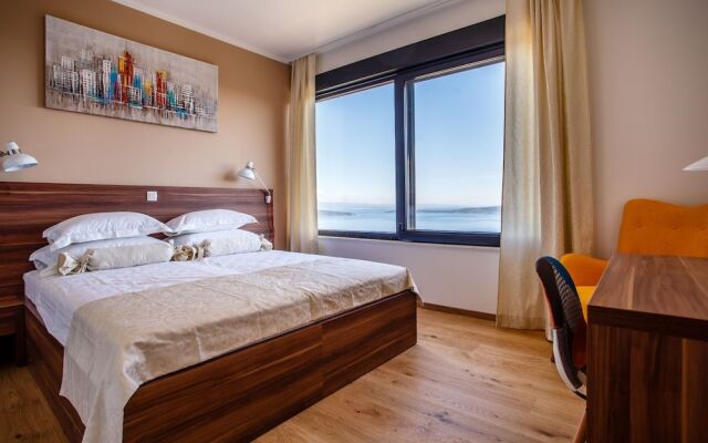 Luxury Villa Grand View