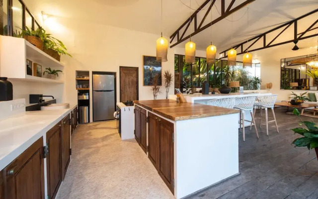 Fantastic Villa, 4br, Umalas
