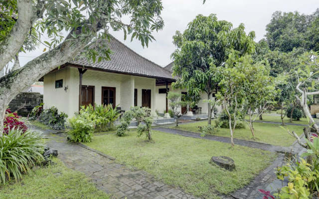OYO 1762 Hotel Astiti Graha Tanah Lot
