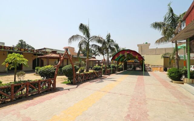 OYO 14708 Hotel Ashiyana