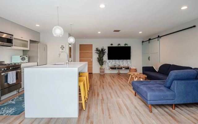 Your Coastal Getaway in Manhattan Beach Awaits