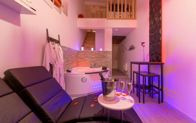 Love Room - Suite romantique avec spa privatif