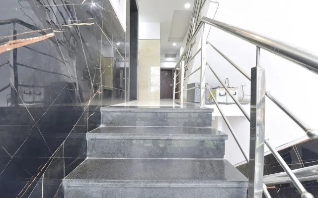 Fabhotel Utsah
