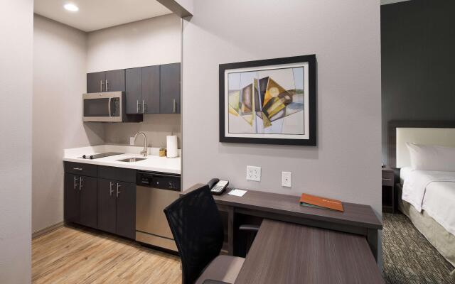 Homewood Suites by Hilton Topeka