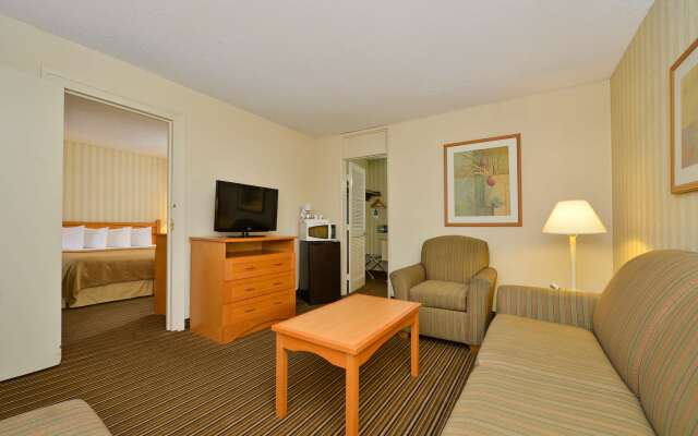 Travelodge by Wyndham Palm Springs