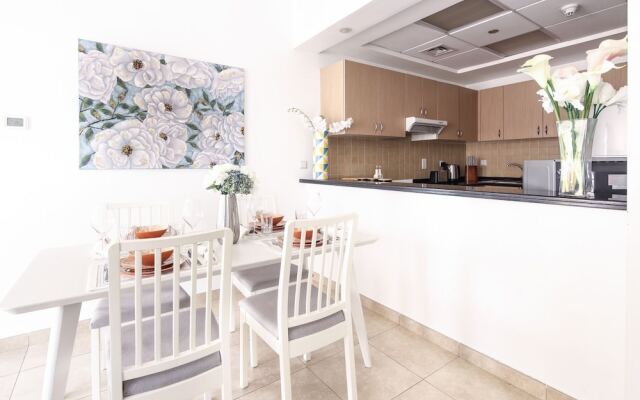 Stylish + Cozy 1BR in Sports City