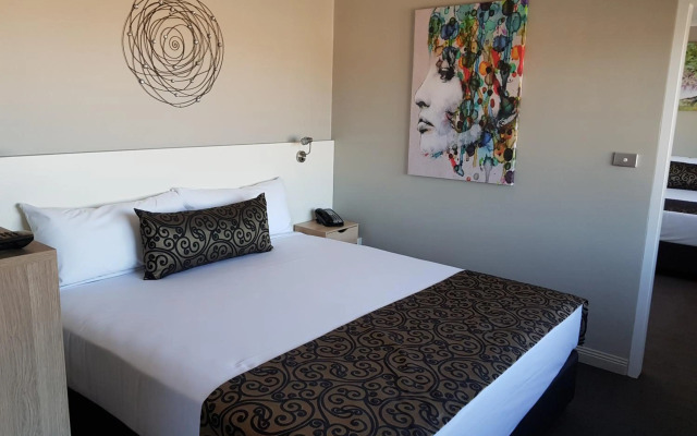 Nightcap at Burnie Townhouse