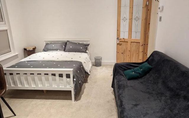 Fully-equipped Flat in the City of London