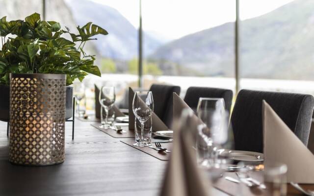 Valldal Fjordhotell - by Classic Norway Hotels