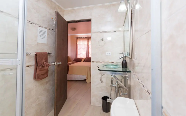 New Kingston Guest Apt at Dorchester