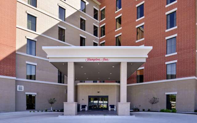 Hampton Inn Cedar Falls Downtown