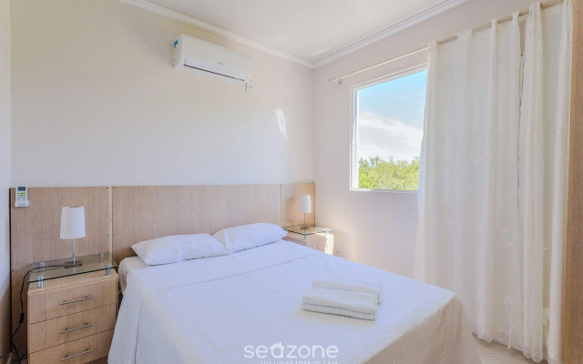 Apto em cond. com piscina a 700m da praia CMC101