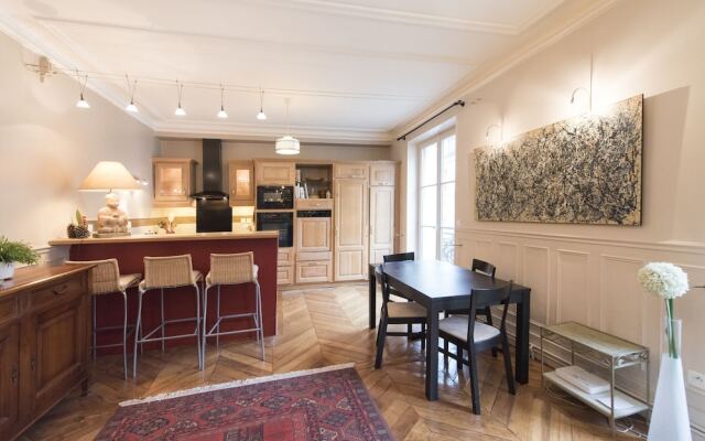 Comfortable near Montmartre