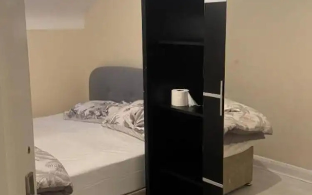 Komegloba Mega room
