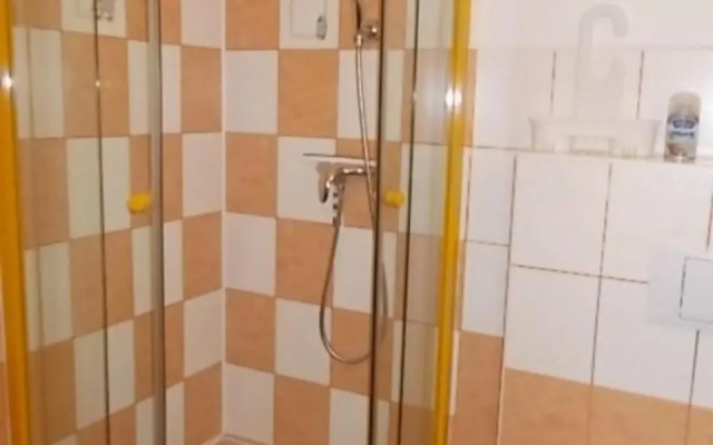 U Dvou lipek pod Broumovskými stěnami