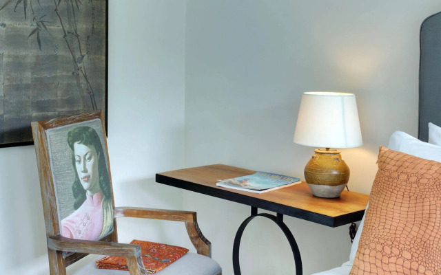 Room & Vespa Suite 2