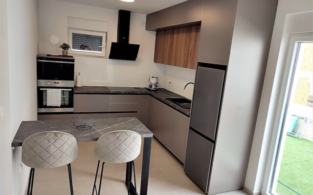 Brand new 3-bed Apartment