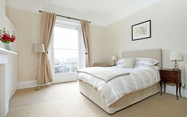Flat B No. 01 Clifton Terrace