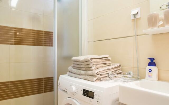 Ivana's Central Suites