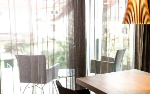 Primera Apartments
